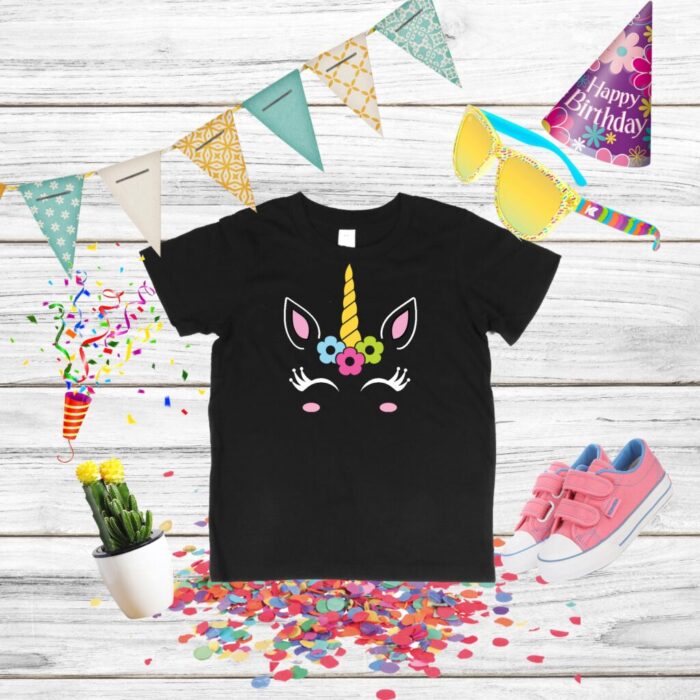 Tricou negru unicorn pentru copii petrecere aniversară